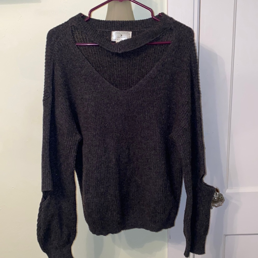 Grey sweater